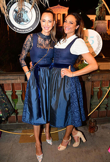 Alessandra Meyer-Woelden und Lilly Becker
