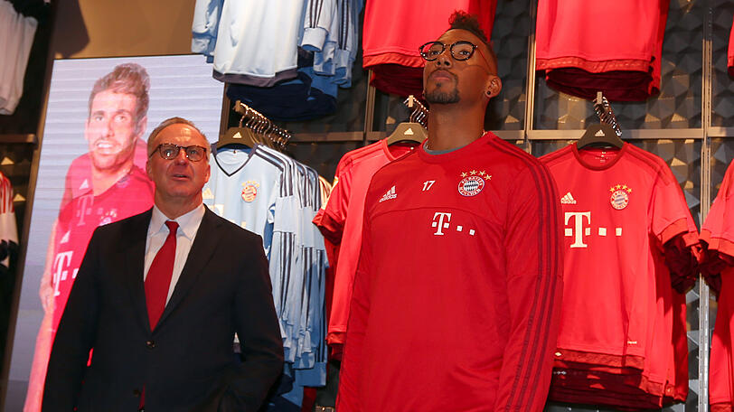 Karl-Heinz Rummenigge und Jerome Boateng: Der Bayern-Boss verhandelt mit den Beratern über einen Wechsel.