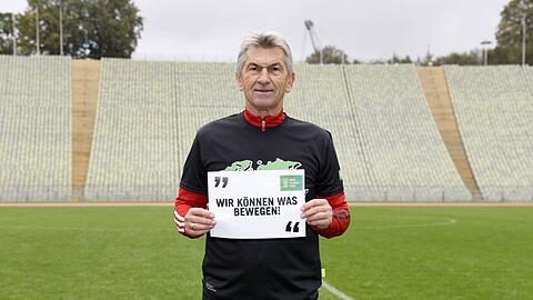 Kommt für den FC Bayern viel rum auf der Welt und engagiert sich deshalb für den Kampf gegen den Hunger: Klaus Augenthaler.
