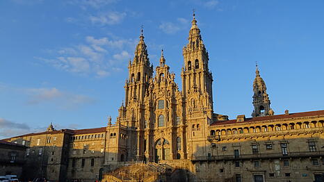F&uuml;r Pilger ein ganz besonderer Ort: die Kathedrale in Santiago de Compostela, hier enden alle Jakobswege.