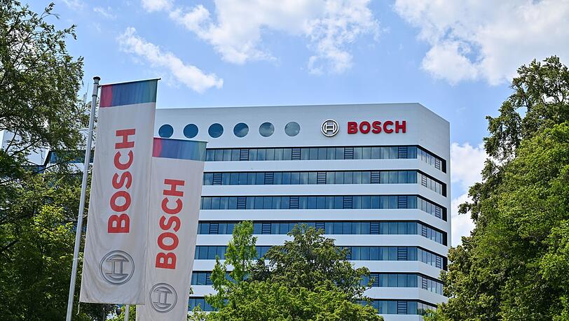 Der weltweit gr&ouml;&szlig;te Auto-Zulieferer Bosch will die Belegschaft in seinem N&uuml;rnberger Werk halbieren und bis 2029 die Personalst&auml;rke um 900 Stellen reduzieren (Archivbild).