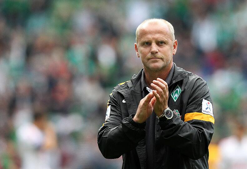 &bdquo;Die Bayern sind top drauf, für uns wird es also eine sehr, sehr schwere Partie.
Aber es ist auch ein Spiel, in der sich meine junge Mannschaft beweisen kann&ldquo;, sagt Trainer Thomas Schaaf.