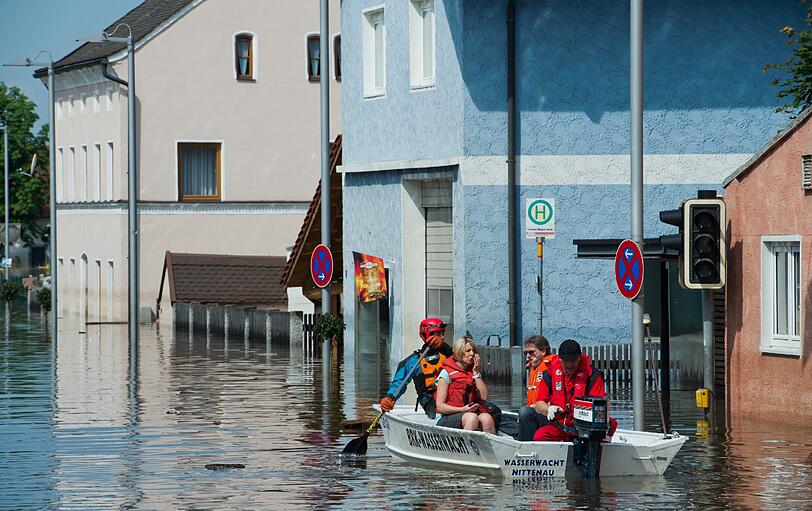 Die neuesten Bilder aus Deggendorf: Von Entspannung kann auch am Freitag keine Rede sein.