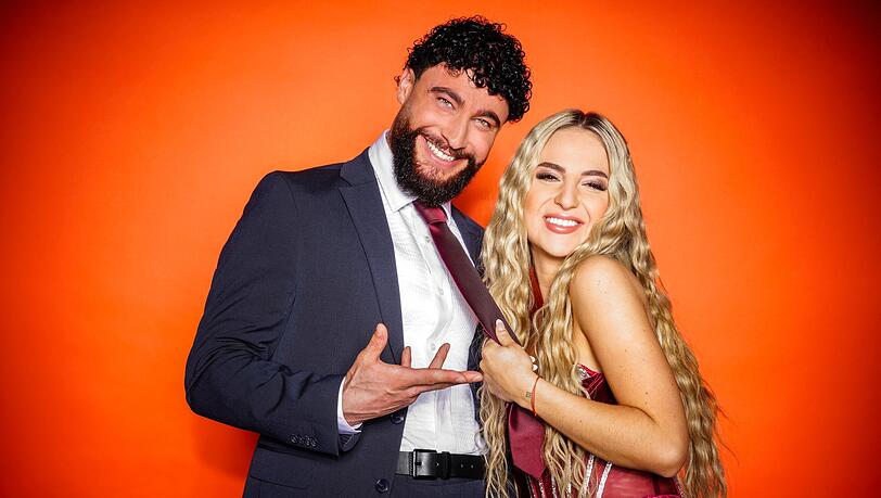 Im "Sommerhaus der Stars" wollen Umut Tekin und Emma Fernlund als Paar überzeugen.
