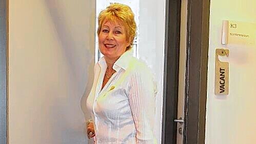 Zum Gespräch, bitte! Die Münchner „Change Managerin“ Elke Schmidt sieht sich vor allem als Türöffnerin. Zum Gespräch, bitte! Die Münchner „Change Managerin“ Elke Schmidt sieht sich vor allem als Türöffnerin.