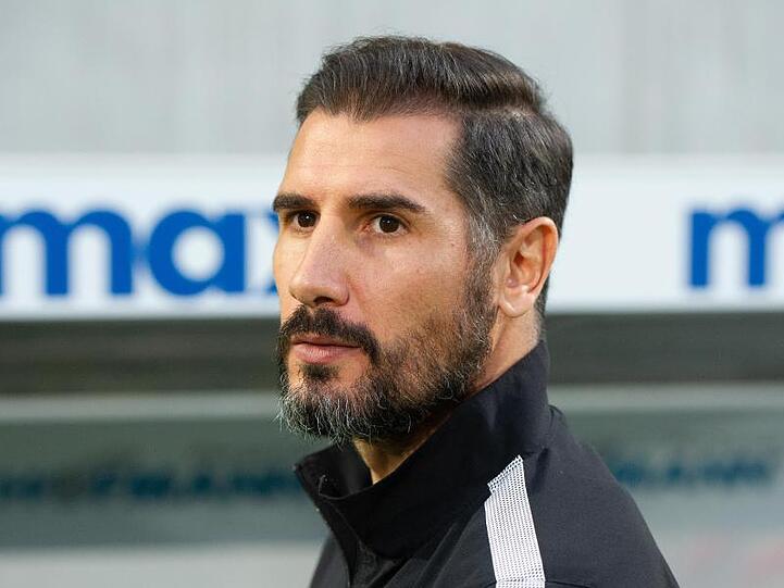 Wurde wegen sportlichen Misserfolgs beurlaubt: Dynamo Dresdens Trainer Christian Fiel.