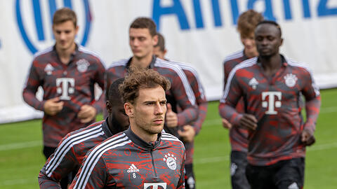 Leon Goretzka während des Abschlusstrainings des FC Bayern München auf dem Trainingsgelände seines Vereins.