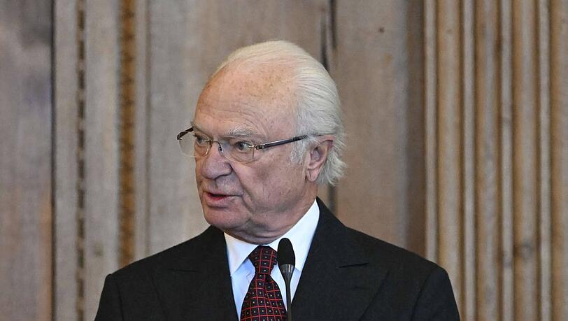 Carl XVI. Gustaf wird operiert.