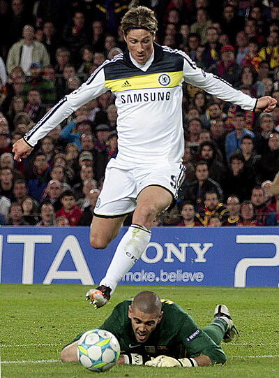 Fernando Torres (28): Noch ein Unvollendeter. Eine perfide Ironie, dass der größte Fehleinkauf der Blues-Geschichte in Barcelona mit dem 2:2 den Schlusspunkt setzte. Der Welt- und Europameister mit Spanien, 2011 für 58 Millionen Euro aus Liverpool gekommen, erzielte in 44 Saisonspielen lächerliche acht Tore.