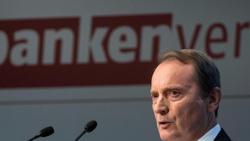Hans-Walter Peters, Präsident des Bundesverbandes deutscher Banken. Hans-Walter Peters, Präsident des Bundesverbandes deutscher Banken.
