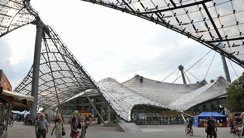 Die Architek-Tour durchs Olympiazentrum findet am Samstag statt - ohne Voranmeldung. Die Architek-Tour durchs Olympiazentrum findet am Samstag statt - ohne Voranmeldung.