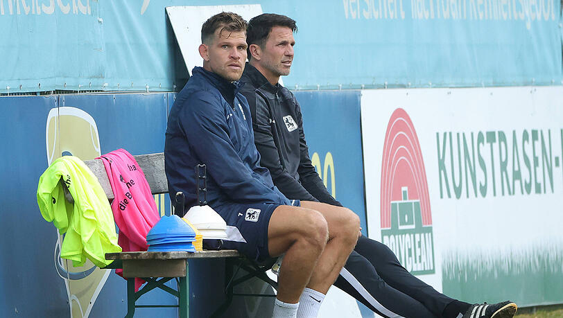Steht hinter seinem Trainer Patrick Glöckner: Florian Niederlechner. Steht hinter seinem Trainer Patrick Glöckner: Florian Niederlechner.