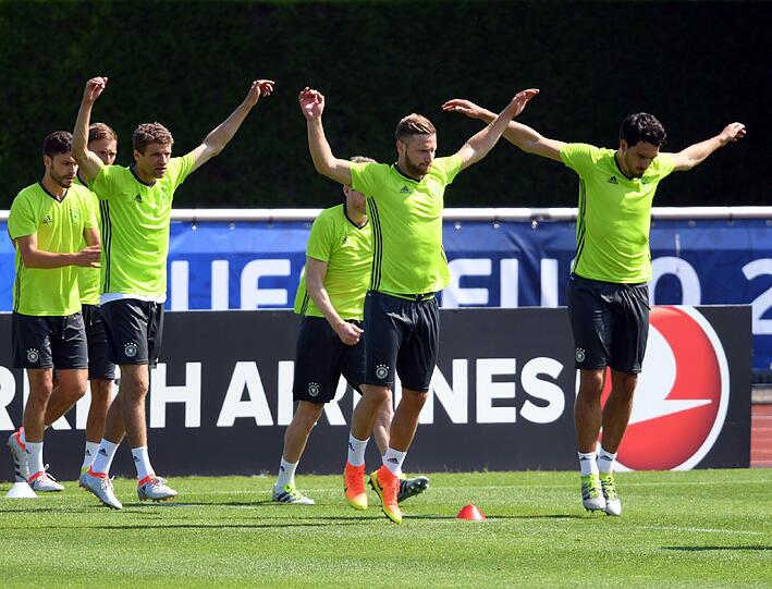 Vor dem Viertelfinale gegen Italien: Die Bilder vom Abschlusstraining der deutschen Nationalmannschaft.