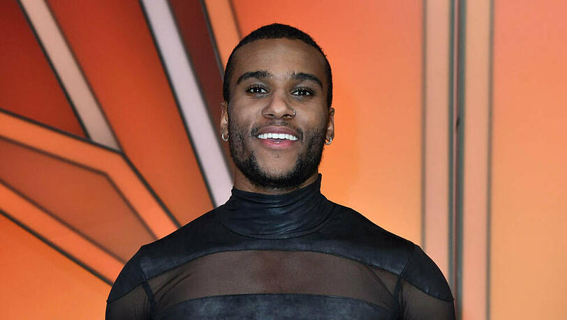 Tijan Njie zeigte sich bei "Let's Dance" betroffen vom Tod seines Kollegen Ron Holzschuh Tijan Njie zeigte sich bei "Let's Dance" betroffen vom Tod seines Kollegen Ron Holzschuh