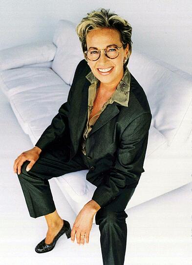 Ilona Christen zog 1993 mit demselben Konzept wie Hans Meiser bei RTL nach. Bis 1999 lief die Sendung. 2009 starb die Moderatorin bei einem schweren Sturz im Alter von 58 Jahren.