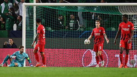 Vor der Pause geriet die Eintracht in Rückstand.