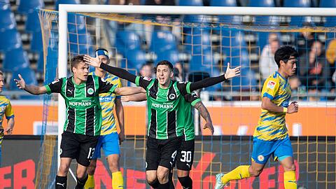 Greuther Fürth feierte einen Auswärtssieg bei Eintracht Braunschweig.
