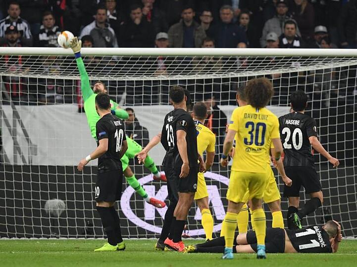 David Luiz traf nach dem Seitenwechsel mit einem Freistoß die Latte.