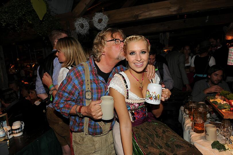 Martin Krug und Verena Kerth kommen sich näher.