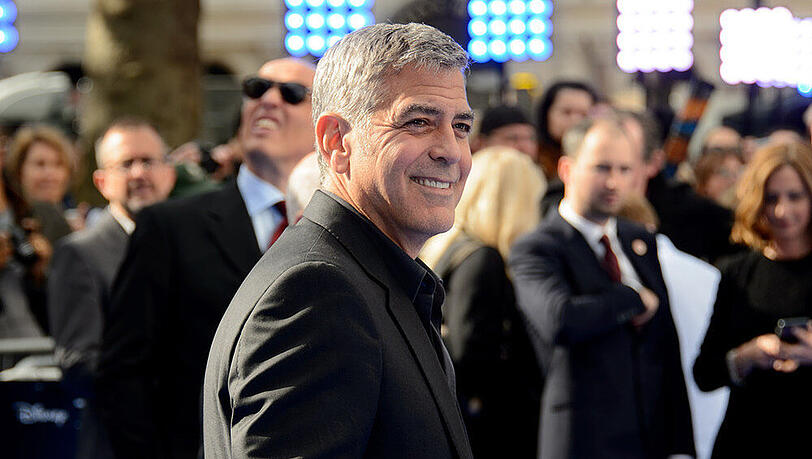 Fotografieren lässt sich George Clooney gerne - hier bei einer Filmpremiere in London Fotografieren lässt sich George Clooney gerne - hier bei einer Filmpremiere in London