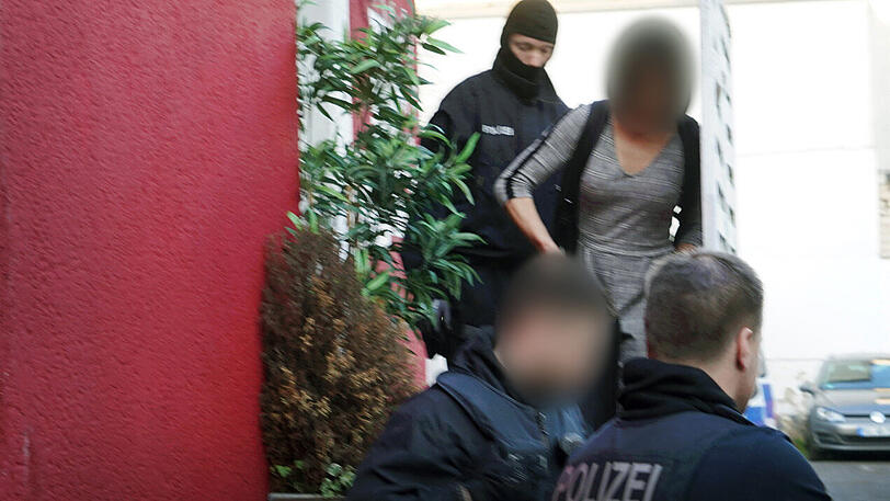 Mit einer groß angelegten Razzia geht die Bundespolizei gegen Organisierte Kriminalität vor.