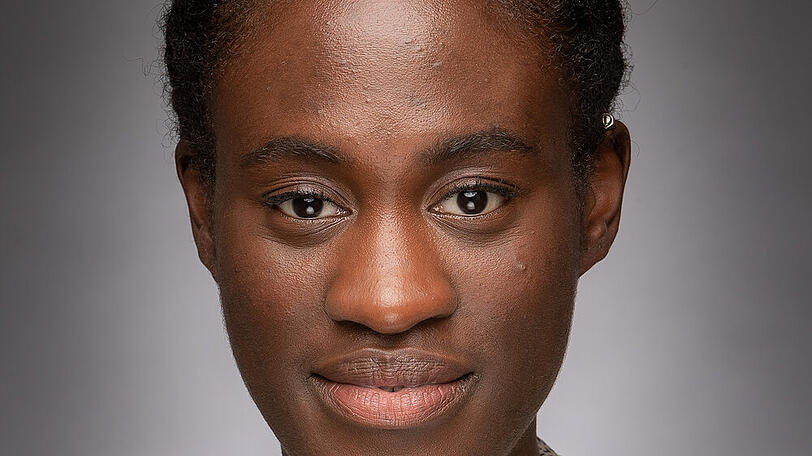 Ivy Quainoo steht für das Stück "Harry Potter und das verwunschene Kind", das am 15. März im "Mehr! Theater am Großmarkt" in Hamburg Premiere feiert, auf der Bühne.