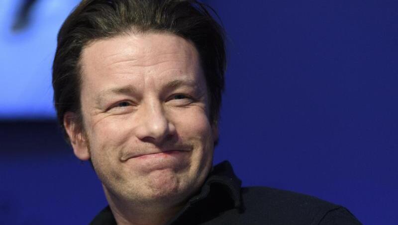 Ganz auf Fleisch verzichten? Das ist nichts für den britischen Fernehkoch Jamie Oliver. Ganz auf Fleisch verzichten? Das ist nichts für den britischen Fernehkoch Jamie Oliver.