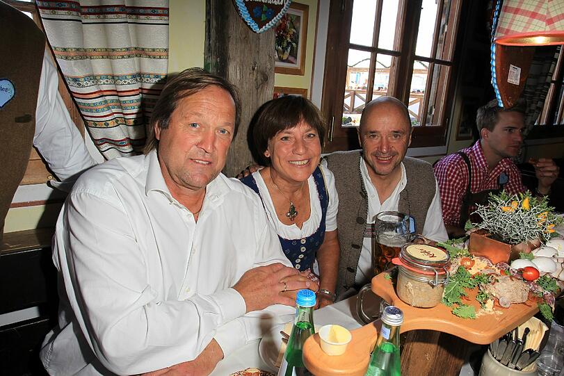 Erich Kühnhackel und Rosi Mittermaier mit Ehemann Christian Neureuther