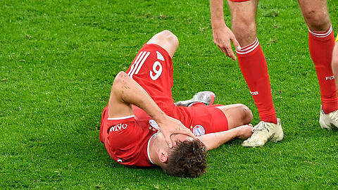 Bereits nach wenigen Sekunden war klar, dass sich Kimmich schwerer verletzt hatte.