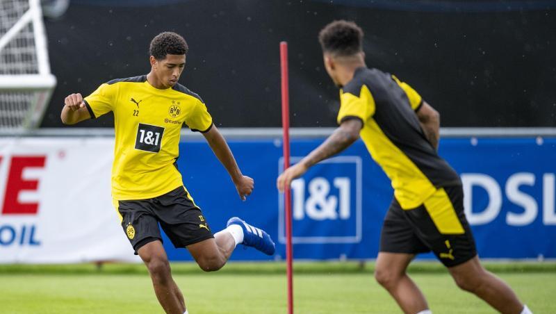 Müssen Weihnachten in Dortmund bleiben: Jude Bellingham (l) und Jadon Sancho.