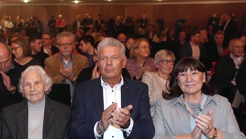 Auch Dieter Reiters Mutter Franzsika ist schon lange Sozialdemokratin. 1946 habe sie schon Plakate f&uuml;r die SPD geklebt. Und seine Frau Petra nennt sich seinen gr&ouml;&szlig;ten Fan.