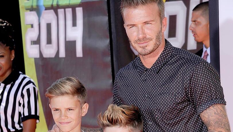 David Beckham mit seinen Söhnen Romeo und Cruz (re.) David Beckham mit seinen Söhnen Romeo und Cruz (re.)