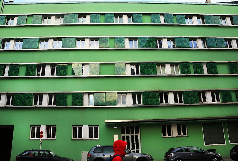 Spinat-Fassade: Dieses Haus in der Gabelsbergerstraße ist auch grün - und darf es auch weiterhin bleiben.