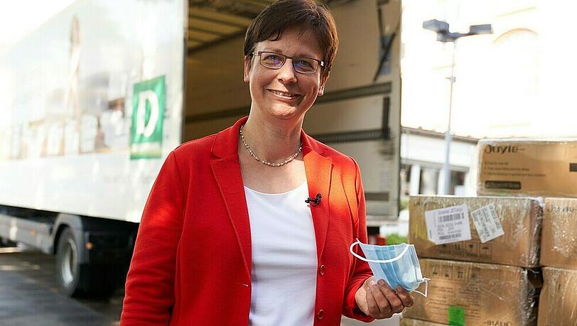 Prof. Dr. Kostka von der Caritas Berlin: Mund-Nasen-Schutz bleibt unumgänglich. Prof. Dr. Kostka von der Caritas Berlin: Mund-Nasen-Schutz bleibt unumgänglich.