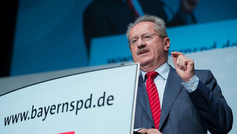 OB Christian Ude beim Landesparteitag der SPD in Amberg. OB Christian Ude beim Landesparteitag der SPD in Amberg.
