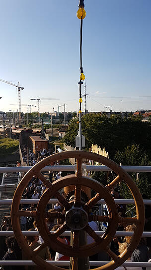 Am Donnerstag eröffnet die Alte Utting ganz offiziell. Der Dampfer befindet sich auf einer stillgelegten Eisenbahnbrücke in der Nähe der Kreuzung Lagerhaus-/Dreimühlenstraße.