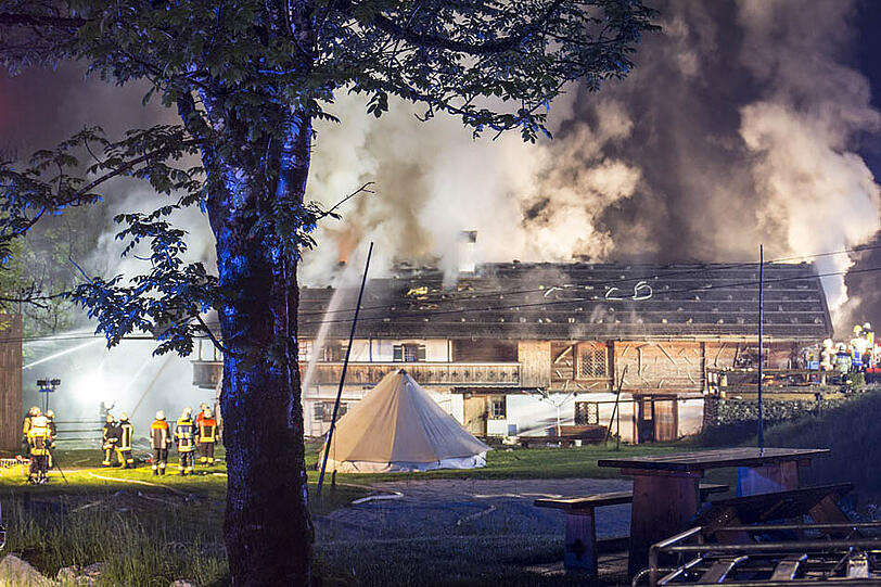 Die Bilder vom Großbrand des Gästehauses im Landkreis Berchtesgadener Land.