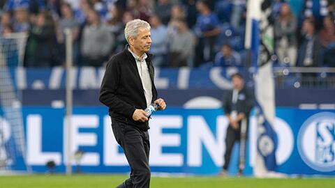 Dortmunds Trainer Lucien Favre steht derzeit in der Kritik.