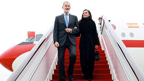 Das spanische Königspaar ist in China gelandet.