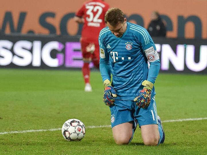 Musste in Augsburg zweimal hinter sich greifen: Bayern-Keeper Manuel Neuer.