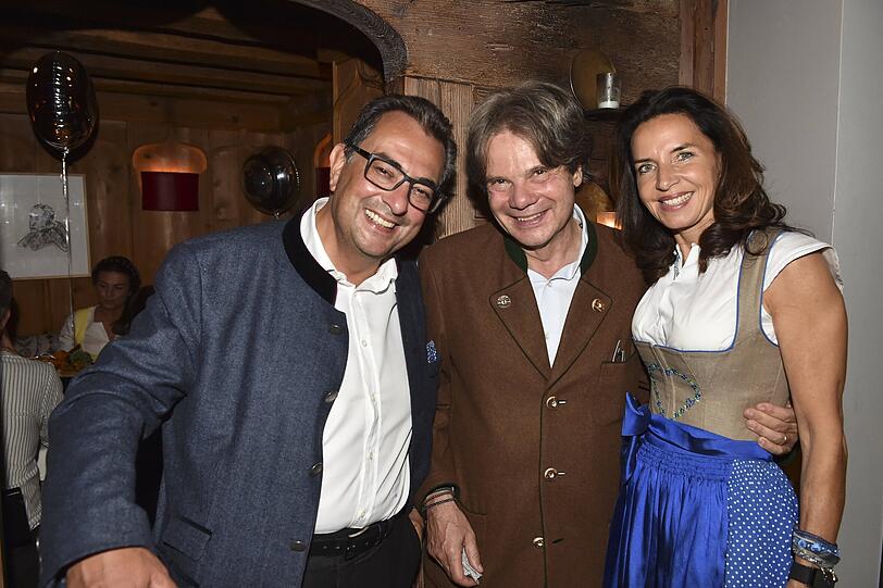 Stavros Kostantinidis und Michael Käfer mit Frau Clarissa.