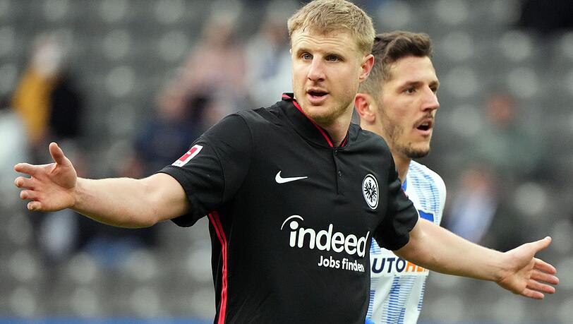 Eintracht Star Martin Hinteregger: Nach einem Shitstorm in seinen Instagram-Kommentaren, meldet sich jetzt auch PETA zu Wort.