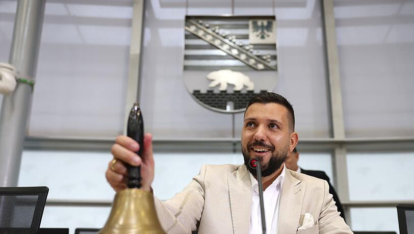 Als erster AfD-Politiker in Deutschland ist Tobias Rausch am vergangenen Dienstag zum Landtagspräsidenten von Sachsen-Anhalt gewählt worden. (Archivbild) Als erster AfD-Politiker in Deutschland ist Tobias Rausch am vergangenen Dienstag zum Landtagspräsidenten von Sachsen-Anhalt gewählt worden. (Archivbild)