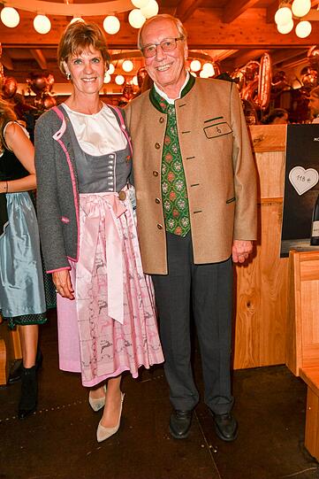 Schützenzelt-Wirtspaar Petra und Edi Reinbold