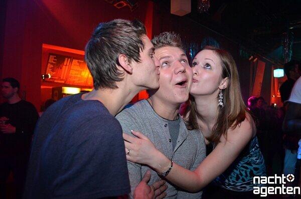 So heiß war der Fasching 2012 in den Münchner Clubs. Die Partybilder...