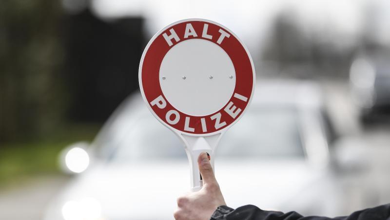 Die Polizisten konnten den Drogen-Raser stoppen.