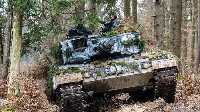 Ein Panzer der polnischen Armee vom Typ Leopard 2.