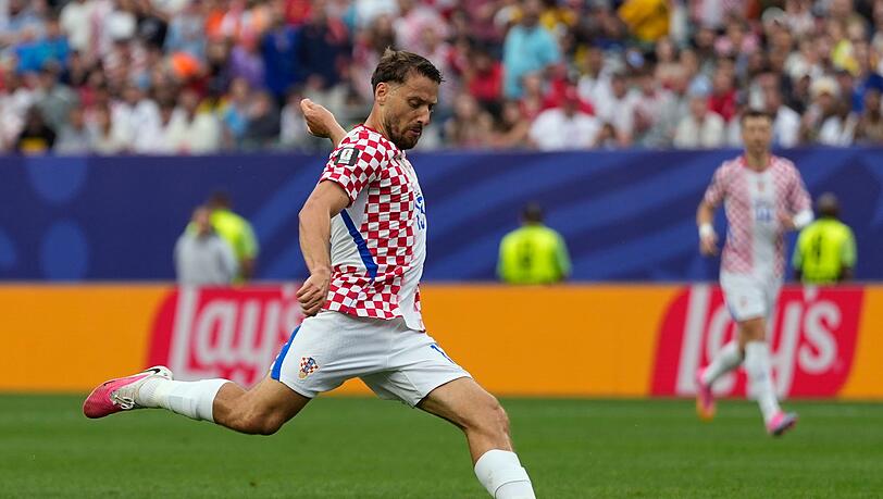 Probierte es mehrfach aus der Distanz: Kroatiens Nikola Vlasic.