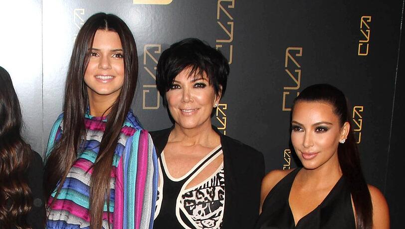 Drei der Protagonistinnen von "The Kardashians": Kendall Jenner, Kris Jenner und Kim Kardashian (v.l.).