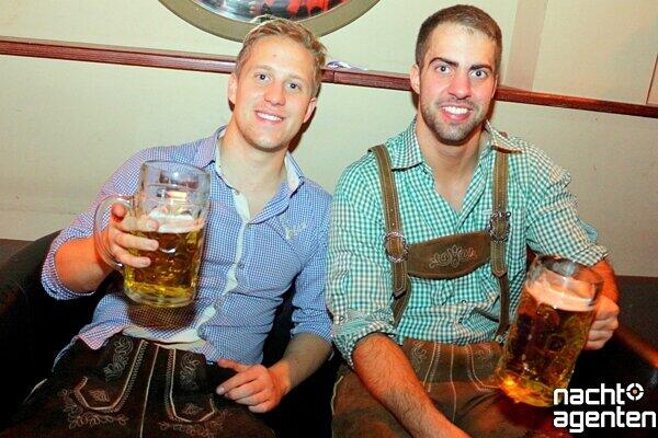 "Wies'n Pornös" in der Nachtgalerie! Mehr Bilder unter: www.nachtagenten.de